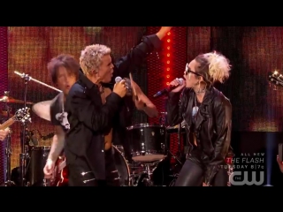 Billy idol & miley cyrus rebel yell (live)