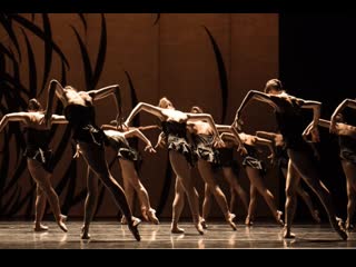 Body and soul [choreography by crystal pite] étoiles, premiers danseurs et corps de ballet de l’opéra de paris 2019