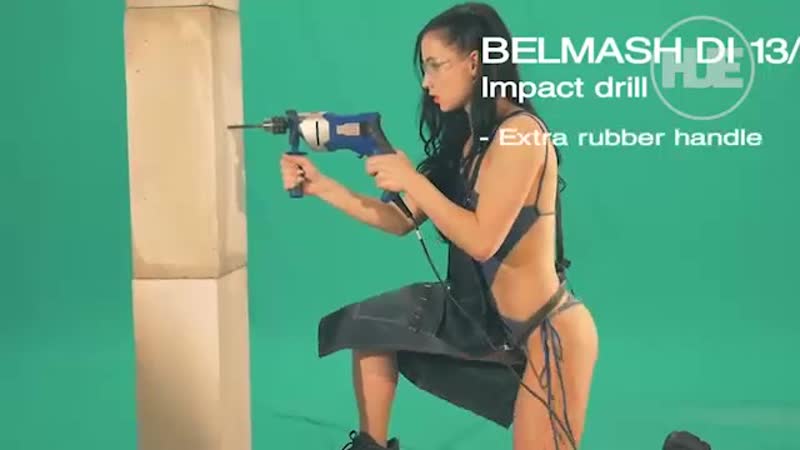 Из за жары девушкам на белмаше разрешили ходить на работу в купальниках