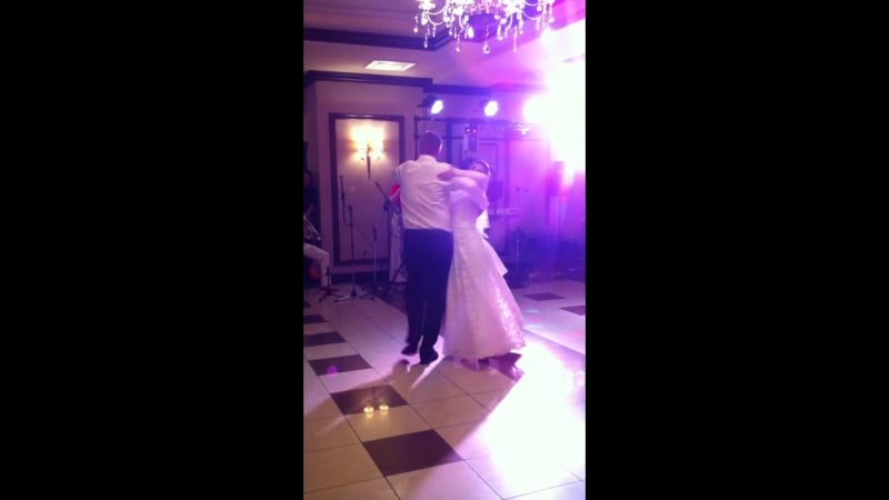 Постаноа першого танцю молодят студії "форстеп"