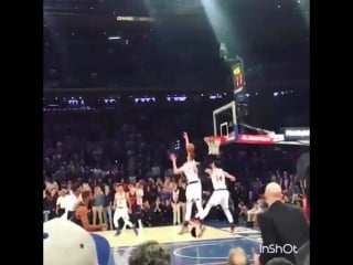 Courtside angle of lebron's ridiculous pass (only) to love