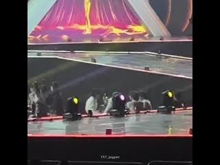 Look at how hard soobin is hitting yeonjun oh gosh what did he do