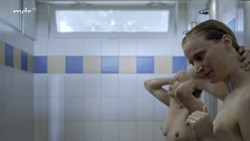 Ева лёбау, неле кислинг фредда мейер / eva löbau, nele kiessling fredda meyer ( 2021 )