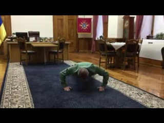 Муженко 22 push up challenge генерал армии начальник генерального штаба