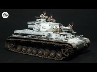 Pz kpfw iv ausf f 1 from cyber hobby winter camo 1/35 ww2 diorama