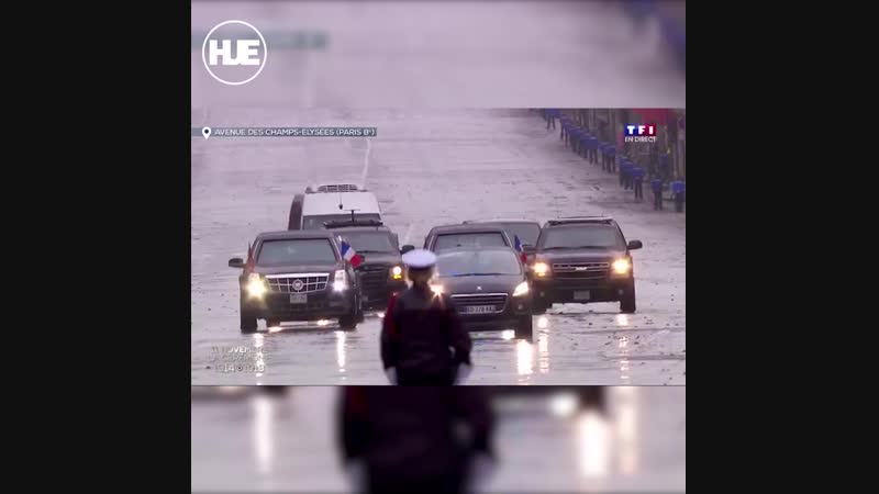 Активистка femen оголила грудь перед трампом