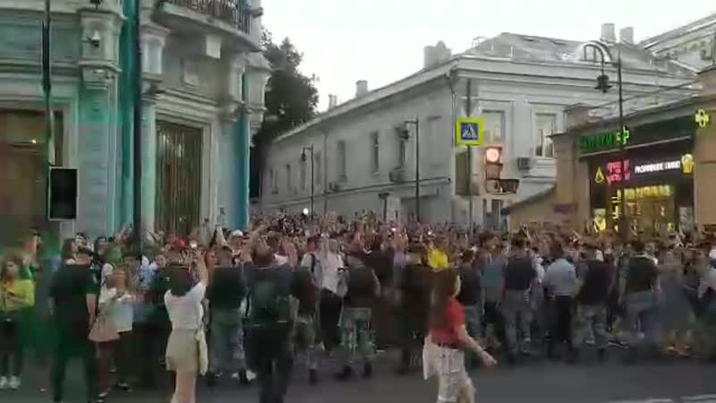 Ситуация возле посольства беларуси в москве (vhs video)