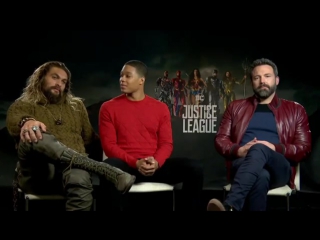 #jasonmomoa, #benaffleck and #rayfisher talk to chris van vliet from wsvn tv in miami