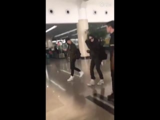 Victoria at hangzhou airport (170123)