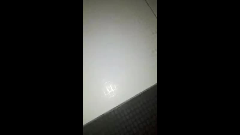 Салфетка "инволвер" отмоет кафель