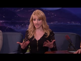 Melissa rauch taught her parents about the taint шоу конана о’брайена