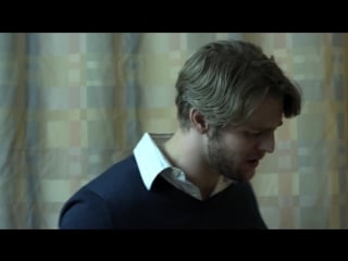 In between men s02e06 la familiar part one