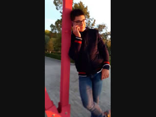 Гриша две куртки