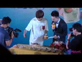 [fancam] 150808 luhan yili weikezi fanmeeting