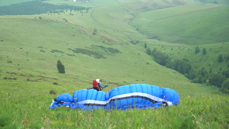 “человек на карте” сибиряк построил первый кемпинг для парапланеристов