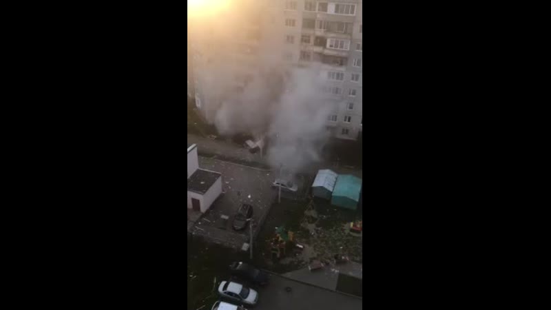 В ярославле произошел взрыв газа в жилом доме обрушились части подъезда с третьего по пятый этажи