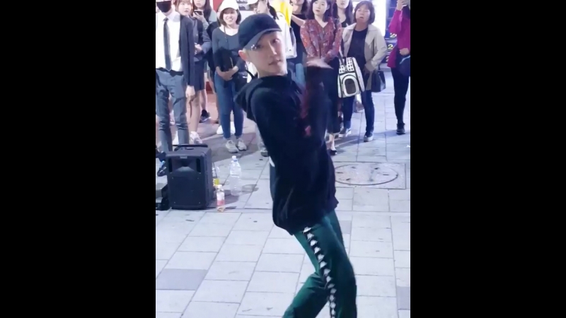 300418 seungho exid up &amp; dawn