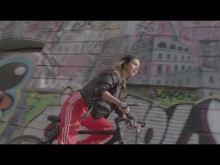 Inna bad boys / #beautyful #girl #pretty #sweet #gentle #fashion #music #skateboard