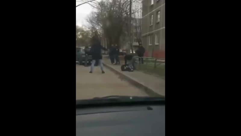 Гопники porn video – Во владимире местные гопники вместо того, чтобы соблюдать режим самоизоляции