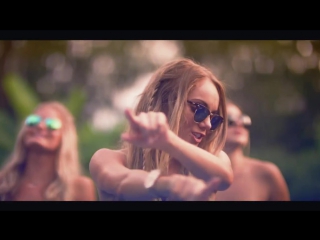 Danielle bradbery friend zone