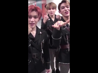 Jungwoo saying “to the world” and then realizing they weren’t doing their greeting httpst corvbaq1rl2l