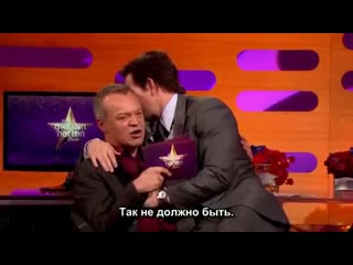 Mark wahlberg & sarah silverman on the graham norton show / марк уолберг отвлекает сару сильверман (2013)