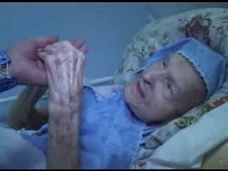 Бабушке 107 лет, но больше умиляет другое granny is 107 years old but