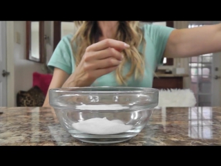 Diy lip scrub (mint cacao)