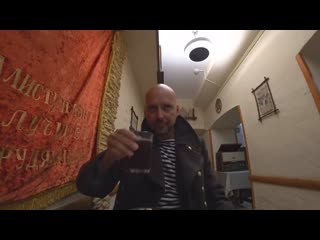 Bald and bankrupt 🇧🇾 eating in a soviet restaurant old times || старое время, gomel; belarus (22 08 2018)