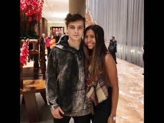 Meeting with fans in bogotá, colombia