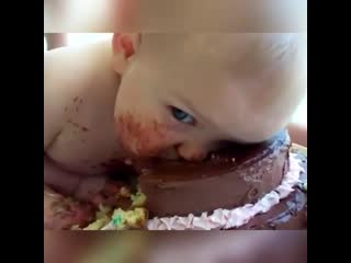 Сладкоежка! ))