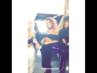 Sophia smith and lottie tomlinson