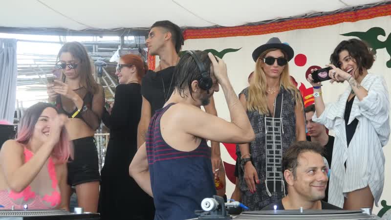 Ricardo villalobos live at epizode arma17