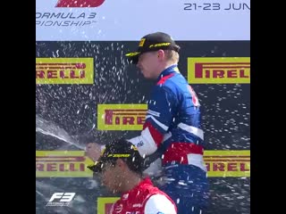 Yes boys! thats how we do it, thats how we do it! the moment @shwartzmanrob took the flag in