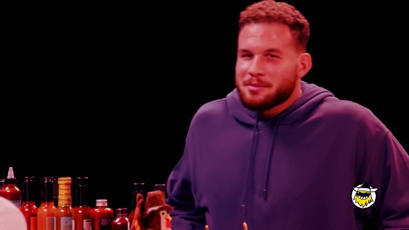 Блейк гриффин устроил данк контест с острыми крылышками [rus]