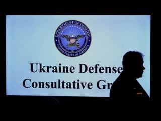 Live pressekonferenz von us verteidigungsminister austin auf der us air base in ramstein