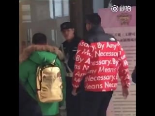[lq fancam] 160101 ariving at 'king vs king rm vs cu' recording @ wu yi fan