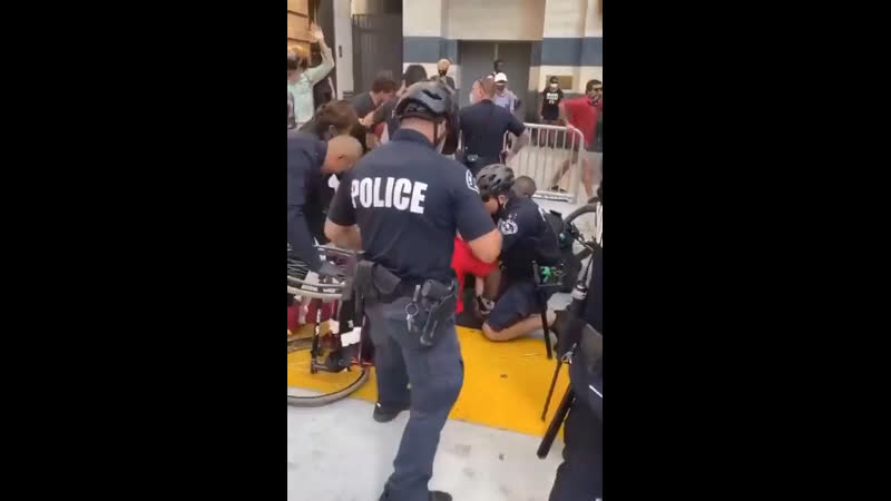 Доблестные сшановские эцилоппы служить и защищать