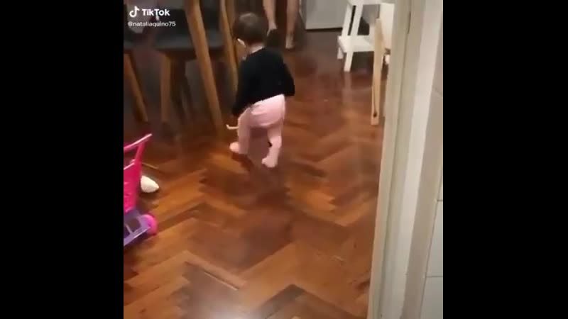 Я тащусь от этой походки, сладусик❤️