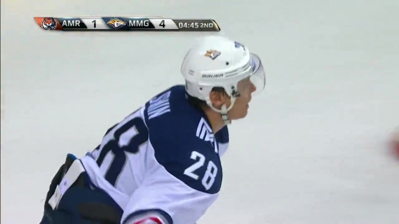 Сёмин раздевает коларжа, прошивает метсолу