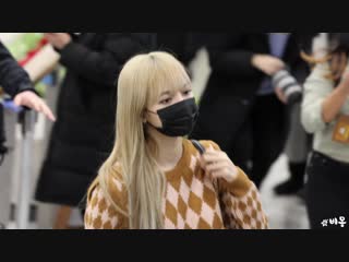 190121 lisa @ incheon airport (korea) from soekarno hatta airport (jakarta, indonesia)