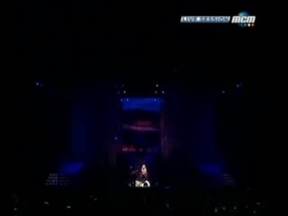 Britney spears 2000 ''from the botton of my broken heart'' (live at wembley 2000)