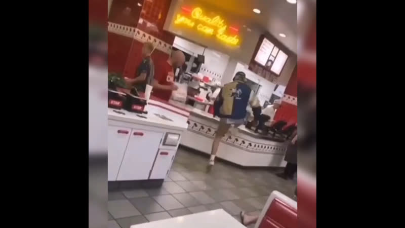 Особенности пиндосного общепита