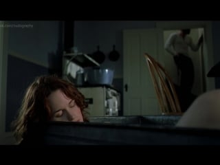 Элизабет ризер (elizabeth reaser) голая в фильме "рождённые ветром" (sweet land, 2005, али селим) 1080p