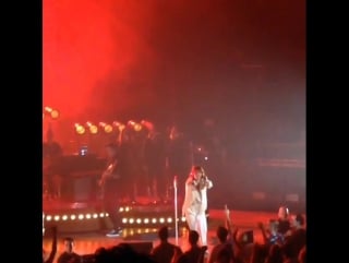 Florence + the machine florence being a conductor during you've got the love (live at merriweather post pavilion, columbia | 0