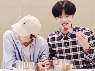 Junhee getting flustered