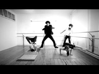 D o u b l e b o o k i n g with les twins featuring magnolia zuniga and jessica walden