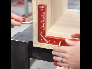 An extra pair of hands follow us for more engin mp4