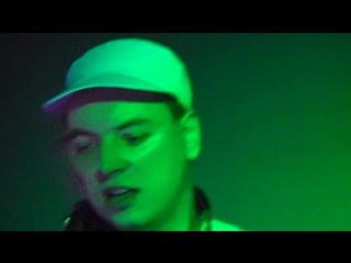 Antoni fis away live @ dip dip club