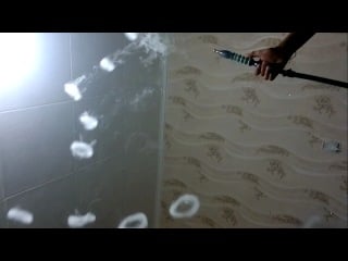 Сердар пускает много сочных колечек